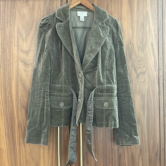 Ann Taylor Loft Velvet Blazer in Moss Green - Picture 1 of 4